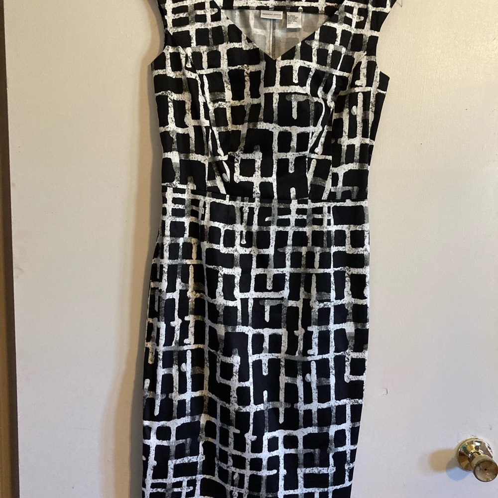 Dress - Picture 10 of 14